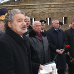 Виктор Черномырдин почтил память похороненного в Киево-Печерской Лавре дипломата