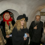 Алла Пугачева молилась в Ближних пещерах