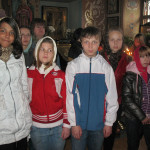 Воспитанники детского дома посетили лаврские святыни