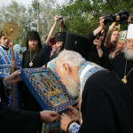 Архиепископ Павел принял участие во встрече святыни