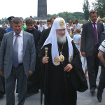 Святейший Патриарх Кирилл почтил память воинов Великой Отечественной войны и жертв массового голода 1930-х годов