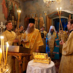 Из Лавры Вышенские святыни отправились в крестный ход к другим памятным местам жизненного пути cвятителя Феофана Затворника
