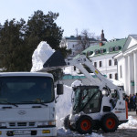 Государство помогает Лавре устранить последствия снежной стихии