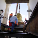 Большой лаврский колокол превознесён на своё место (видео)