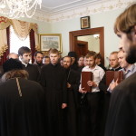 Выпускники Киевской духовной академии получили благословение от Наместника Лавры