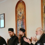 На «молодіжці» гості із США виконали православні піснеспіви