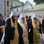 Братія Лаври зустріли Всеукраїнський хресний хід