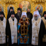 Предстоятель УПЦ звершив освячення іконостасу лаврського храму