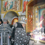 Наместник обители сослужил Предстоятелю УПЦ во время Литургии Преждеосвященных Даров