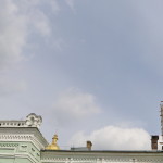 Предстоятель УПЦ освятил купол с крестом над храмом прп. Агапита Печерского
