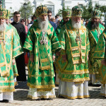 Primate of the UOC led Liturgy in Lavra on his Name Day