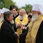 В Киеве совершен молебен на Владимирской горке и крестный ход