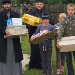Помощь детям Макаровского района от соцотдела Лавры