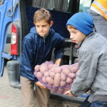 Детям-сиротам из «Отчего дома» под патронатом Наместника Лавры оказана помощь