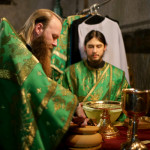 Митрополит Павел совершил Литургию в новогоднюю ночь