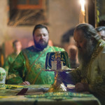 Митрополит Павел совершил Литургию в новогоднюю ночь