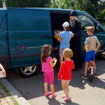 Братия Лавры посетили детский распределитель села Копылов