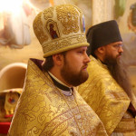 Богослужения престольного праздника Лавры возглавил митрополит Павел