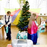 Дітей в київській бібліотеці привітали зі святами братія соцвідділу