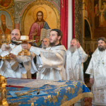 Предстоятель УПЦ совершил отпевание духовника Лавры