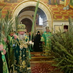 У Неділю ваїй Предстоятель УПЦ очолив Літургію в Лаврі