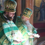 У Неділю ваїй Предстоятель УПЦ очолив Літургію в Лаврі
