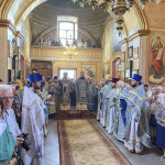 Наместник Лавры возглавил Литургию в Гощанском монастыре