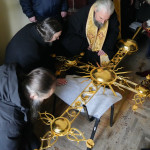 Наместник Лавры освятил крест для башни св. Иоанна Кущника