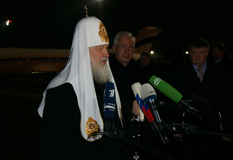 Братия Лавры встретила Святейшего Патриарха Кирилла
